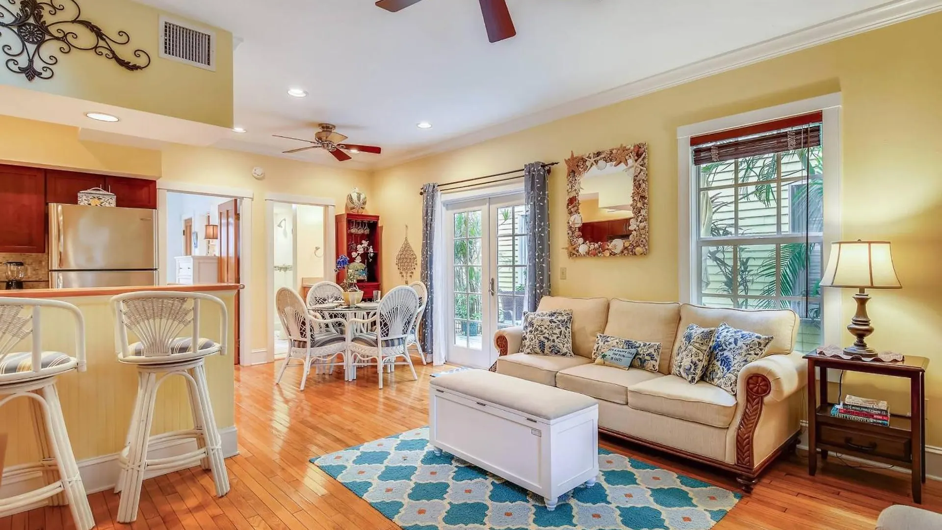 Tumis Time Out By Avantstay Heart Of Old Town W Shared Pool Month Long Stays Only Key West